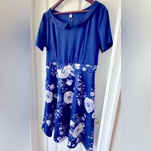 Women's Elegant Casual Floral Print. Peter Pan Collar A-Line Dress with Pockets